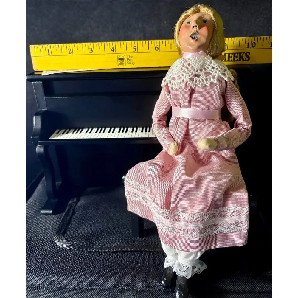 Byers Choice Carolers Louise & Piano 1st Edition Dated 1995